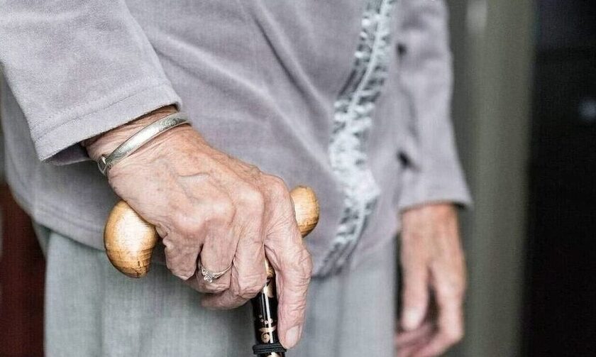 Αδειάζει το γηροκομείο - κολαστήριο στον Κορυδαλλό - Έλειπαν ακόμη και πιστοποιητικά θανάτου
