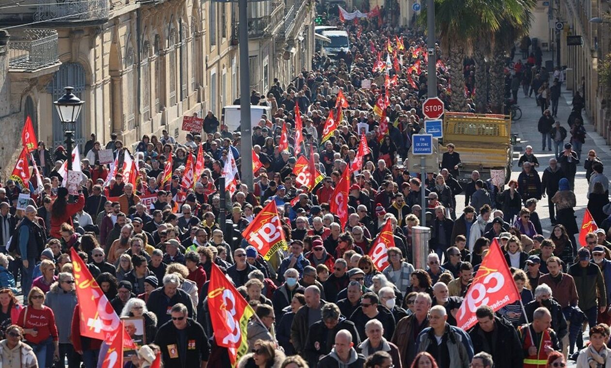 Γαλλία: Ξανά στους δρόμους οι εργαζόμενοι - Ασφυκτική πίεση στην κυβέρνηση
