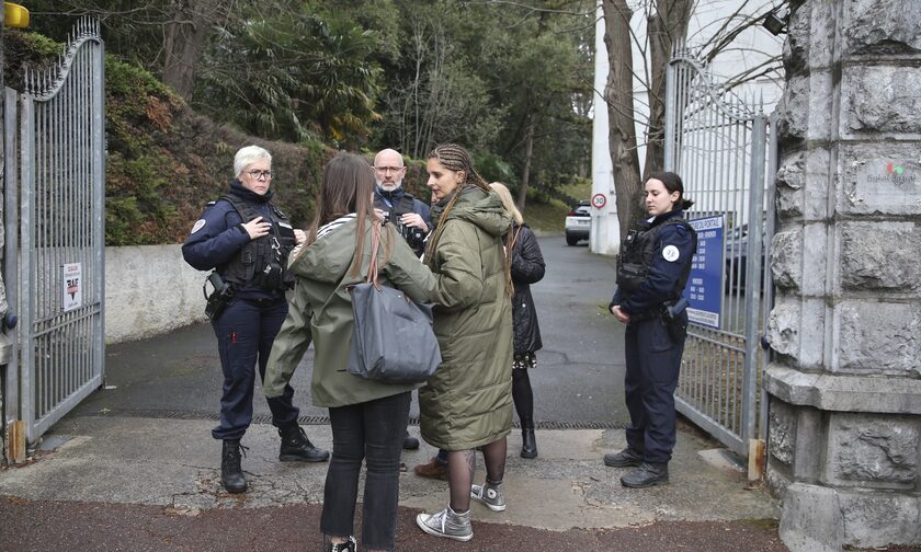 Γαλλία - Δολοφονία καθηγήτριας: «Μία φωνή μου είπε να τη σκότωσω», δήλωσε ο 16χρονος μαθητής