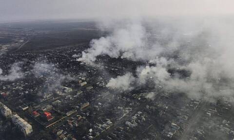 Ουκρανία: Δύο νεκροί από ρωσικούς βομβαρδισμούς σε Χερσώνα και Χάρκοβο