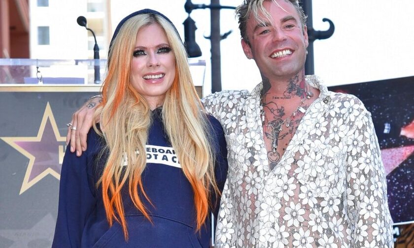 H Avril Lavigne πήρε μια μεγάλη απόφαση 10 μήνες μετά τον αρραβώνα