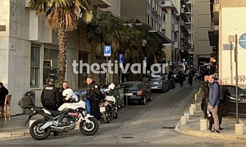 Συναγερμός στη Θεσσαλονίκη: Ύποπτο αντικείμενο μπροστά από το Ρωσικό Προξενείο Θεσσαλονίκης