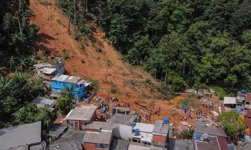 Βραζιλία: Τουλάχιστον 64 νεκροί από τις πλημμύρες