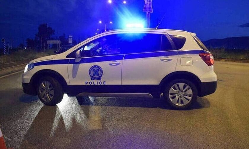Χαλκίδα: Επτά άγνωστοι λήστεψαν δύο γυναίκες στον δρόμο