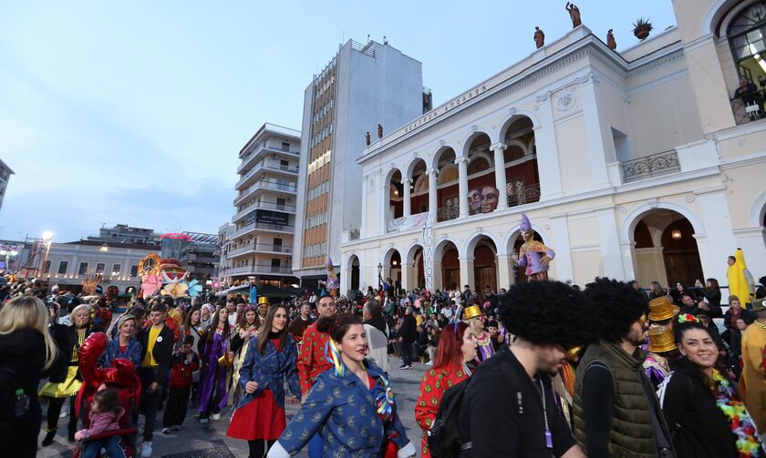 Πατρινό Καρναβάλι: Πάνω από 500 τα περιστατικά μέθης και μικροτραυματισμών