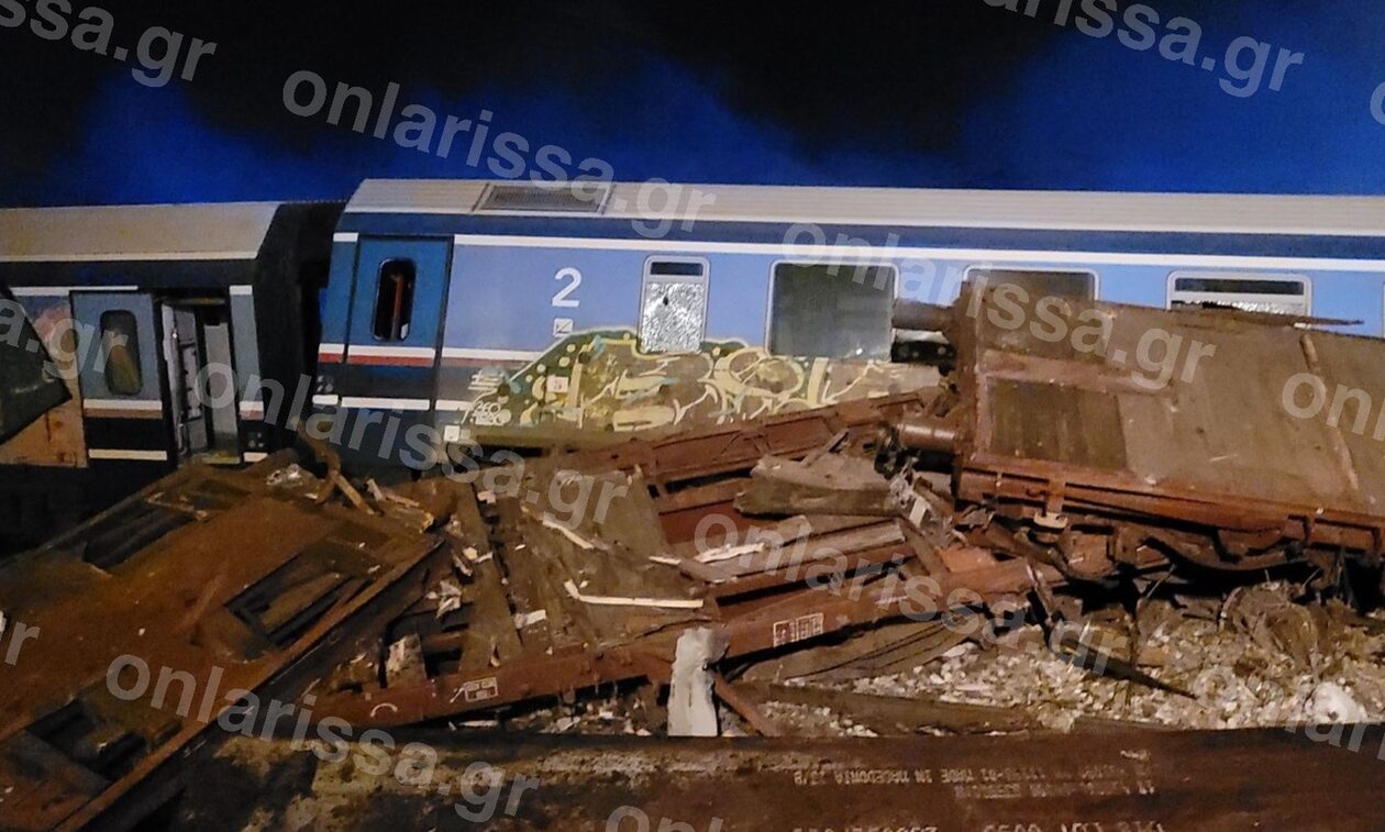 Σύγκρουση τρένων στα Τέμπη: Ενημερώνεται διαρκώς ο Μητσοτάκης