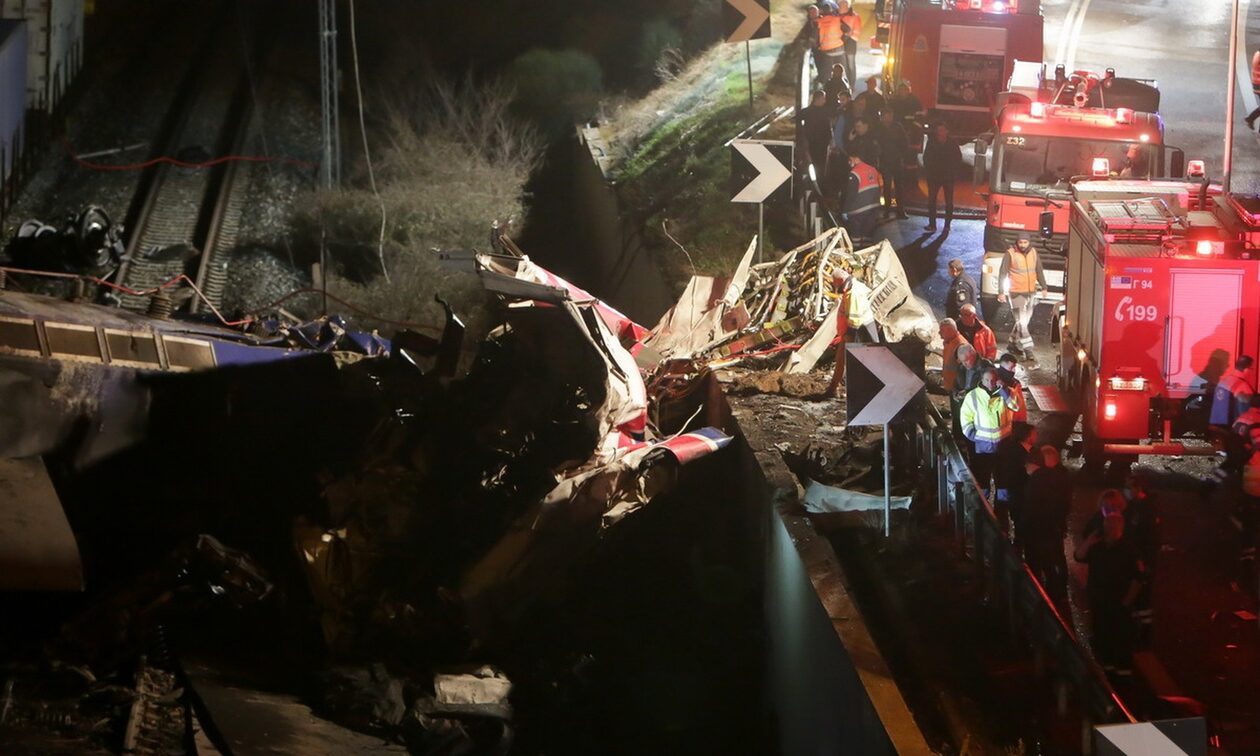 Σύγκρουση τρένων στα Τέμπη: Κεντρικό θέμα στο CNN η πολύνεκρη τραγωδία