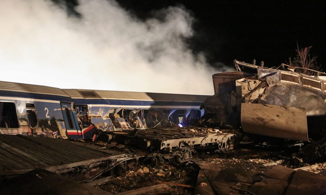 Σύγκρουση τρένων στα Τέμπη: Δεν αποδέχτηκαν το πάσο της και σώθηκε - Η περιγραφή που συγκλονίζει