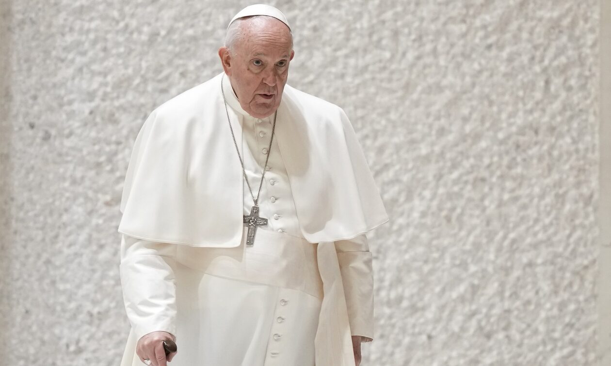 Τέμπη - Πάπας Φραγκίσκος: «Προσεύχομαι για τους νεκρούς της τραγωδίας»