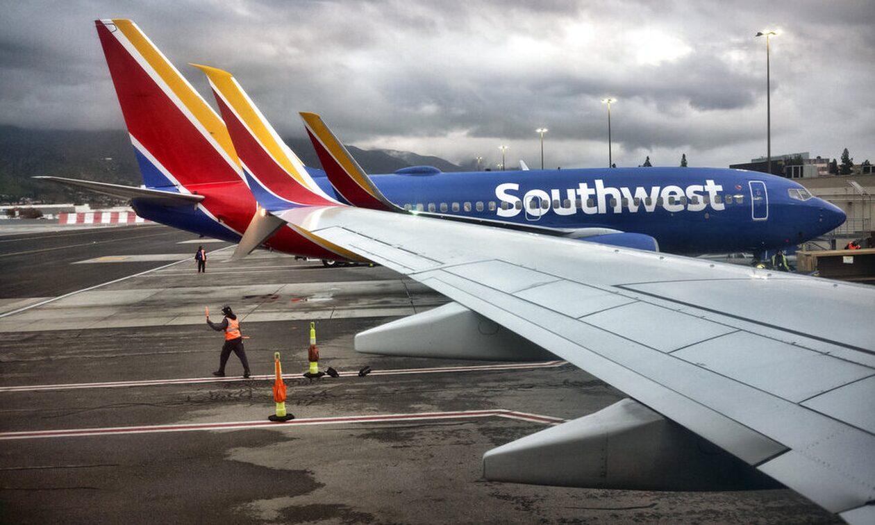 Θρίλερ σε πτήση της Southwest Airlines - Καπνός στην καμπίνα, αναγκαστική προσγείωση