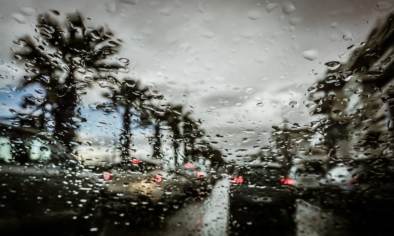 Έκτακτο δελτίο επιδείνωσης καιρού: Βροχές και καταιγίδες από το απόγευμα της Παρασκευής
