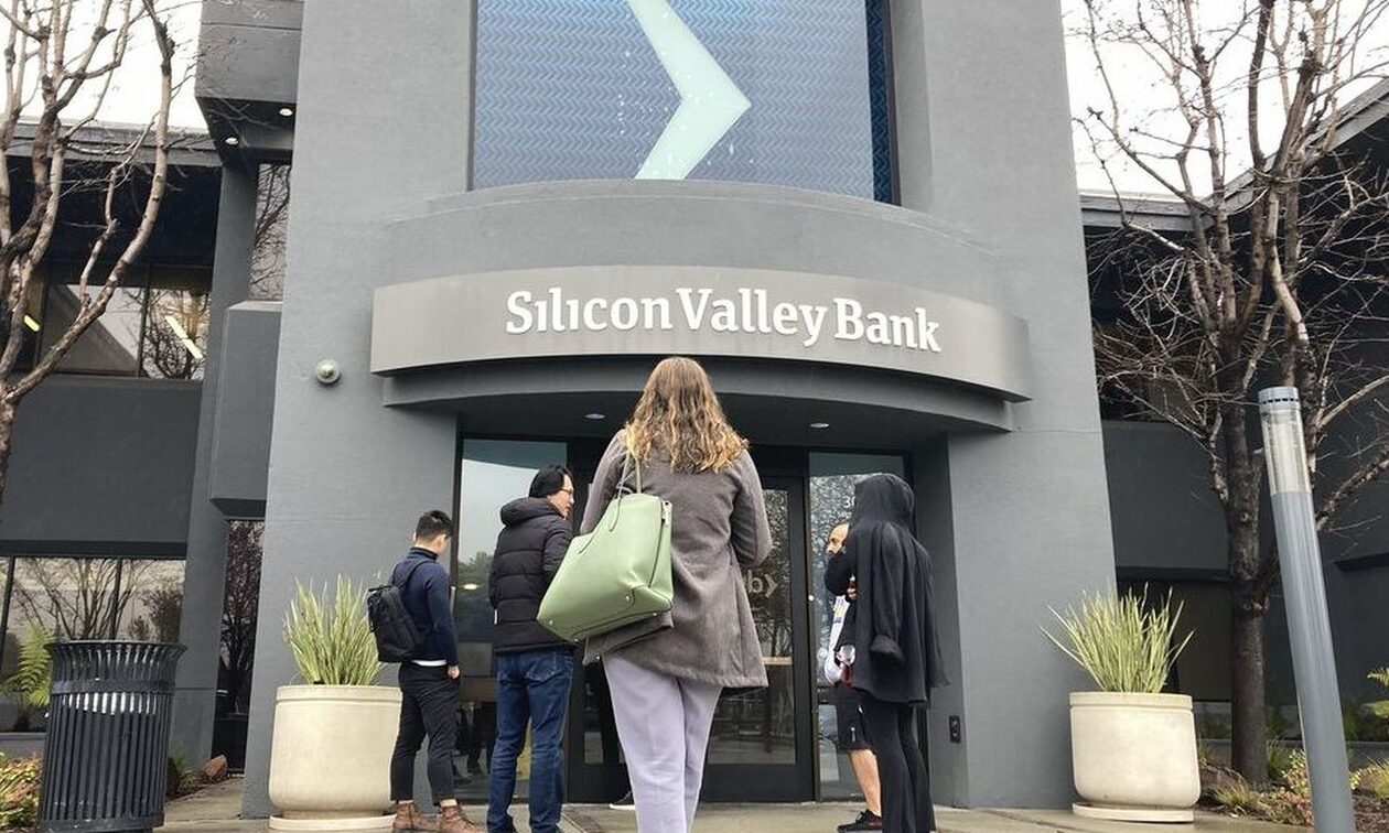 ΗΠΑ: Εργασία και μισθοί 45 ημερών στους εργαζόμενους της Silicon Valley Bank
