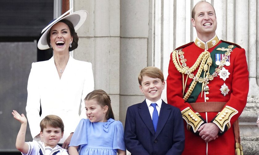 Ο πρίγκιπας Ουίλιαμ με την Κέιτ Μίντλετον και τα τρία τους παιδιά