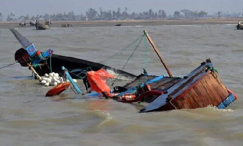 Γκάνα: Τουλάχιστον πέντε νεκροί από ανατροπή πλοιαρίου στη λίμνη Βόλτα