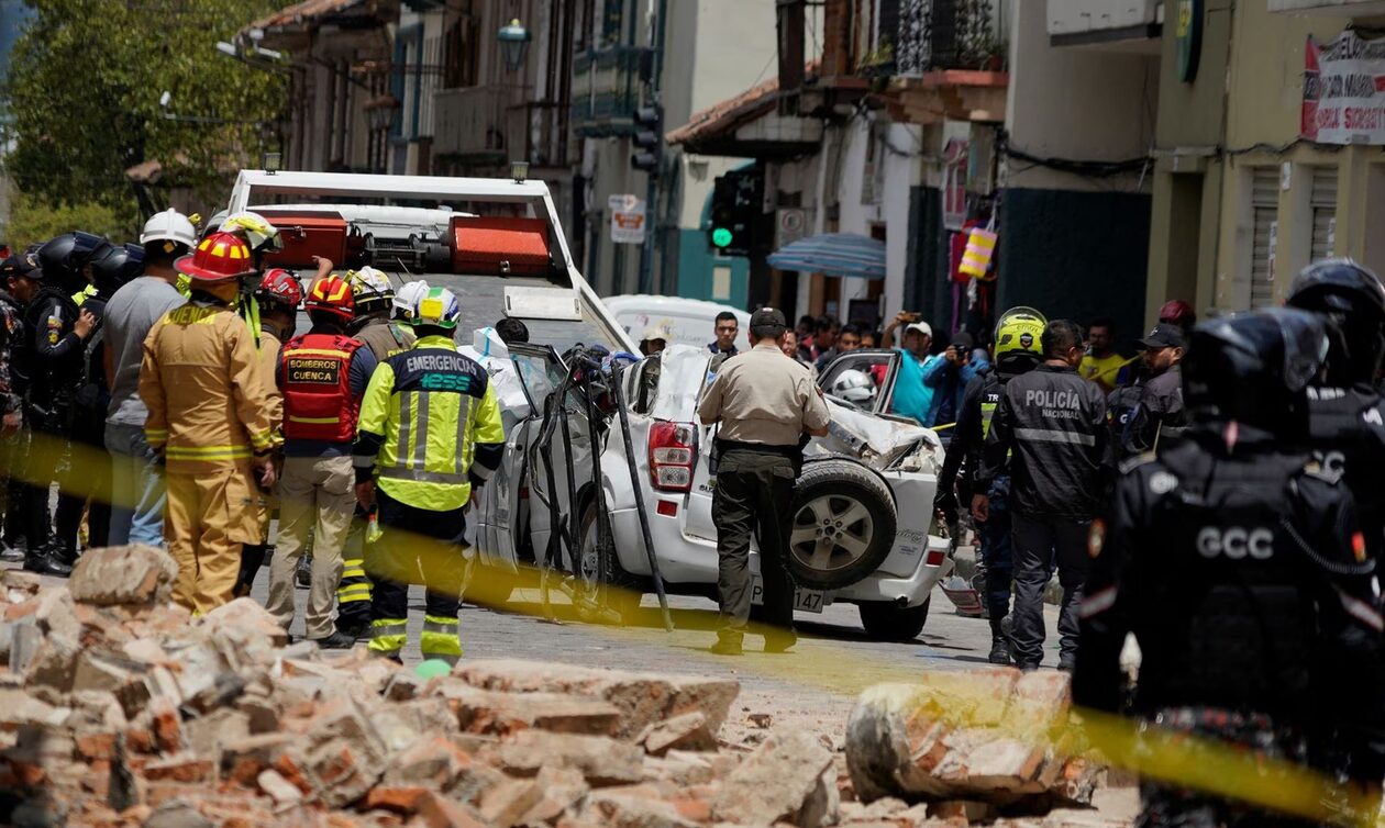 Αυξάνονται οι νεκροί από τον σεισμό των 6,8 ρίχτερ στον Ισημερινό - Ανάμεσά τους ένα παιδί