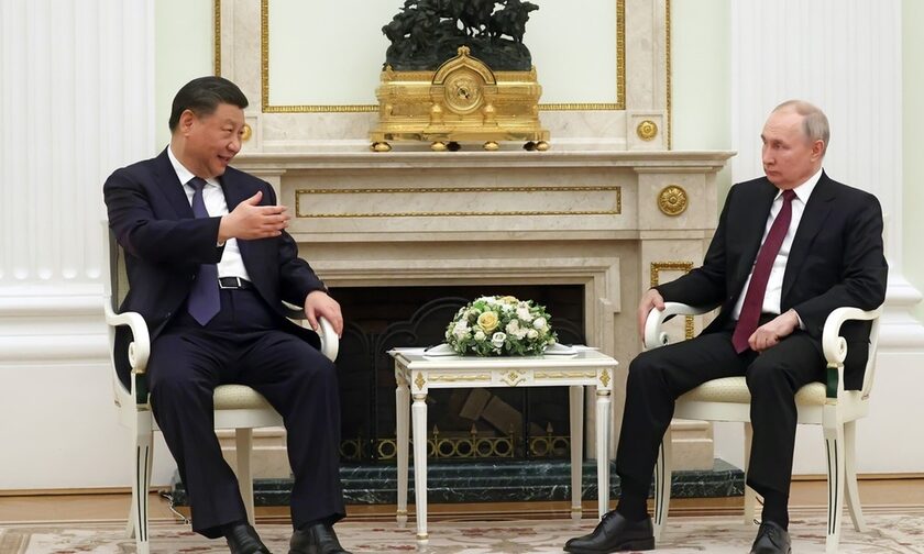 Πούτιν και Τζινπίνγκ συναντήθηκαν στη Μόσχα