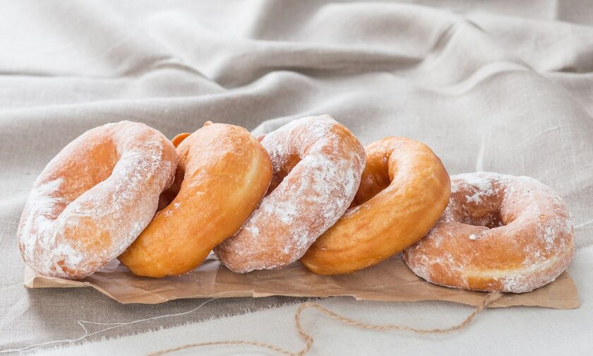 Νηστίσιμα donuts φούρνου - Η συνταγή για να τα φτιάξετε