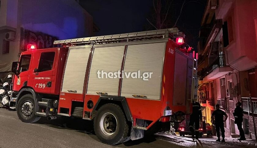 Θεσσαλονίκη: Στις φλόγες παραδόθηκε μονοκατοικία οικογένειας με τρία παιδιά
