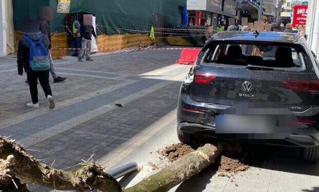 Αγρίνιο: Τρομακτική πορεία αυτοκινήτου στον πεζόδρομο Βότση - Παρέσυρε πεζό