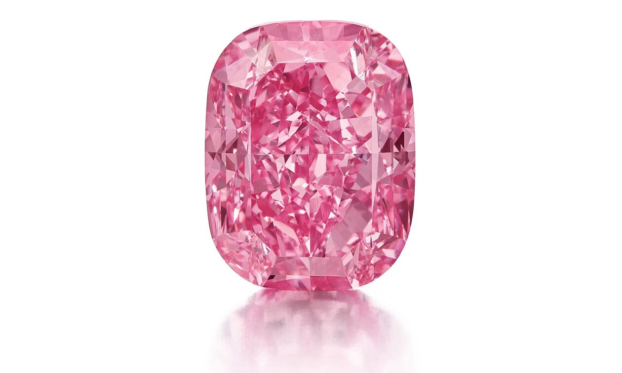 Σπάνιο ροζ διαμάντι αξίας 35 εκατ. δολαρίων θα δημοπρατηθεί στη Νέα Υόρκη