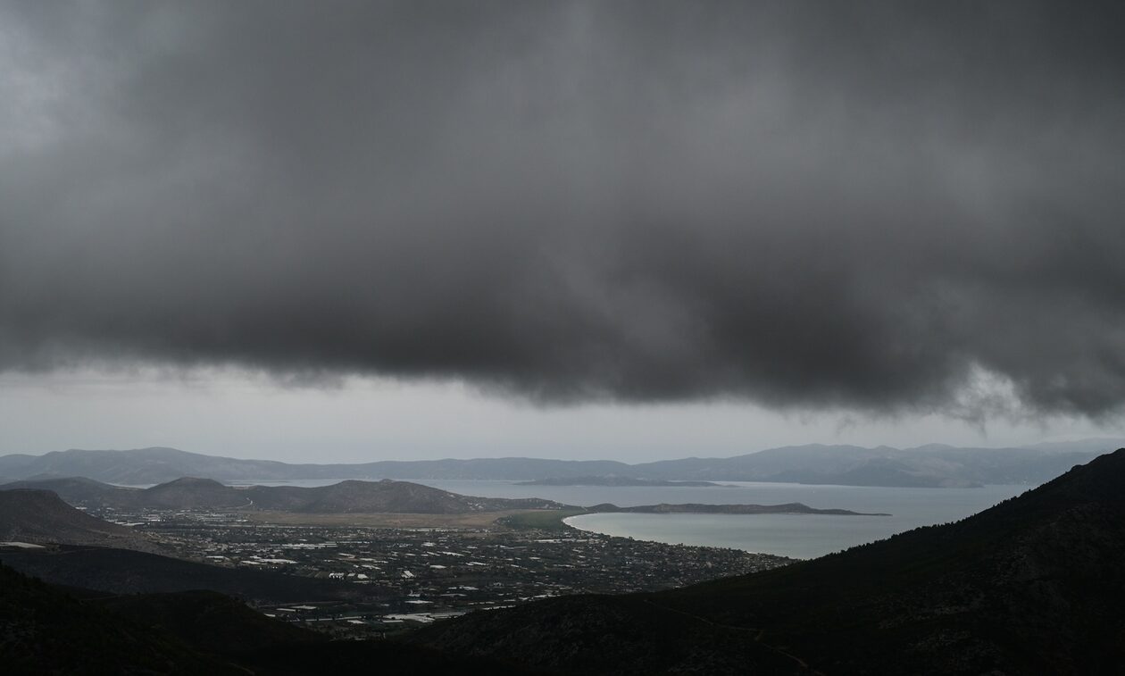 Κακοκαιρία Ιλίνα: Ισχυρή βροχόπτωση κατηγορίας 4 - Έρχονται καταιγίδες και χαλαζοπτώσεις