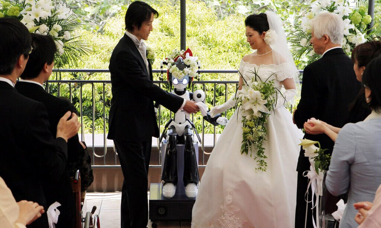 Ιαπωνία: «Πριμ» γάμου και κίνητρα στους νέους για να κάνουν οικογένεια