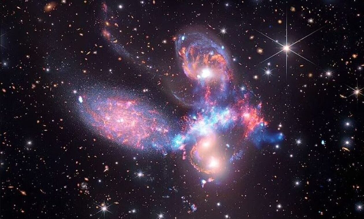 Το τηλεσκόπιο James Webb επιβεβαίωσε την ύπαρξη 4 γαλαξιών από το νεαρό Σύμπαν