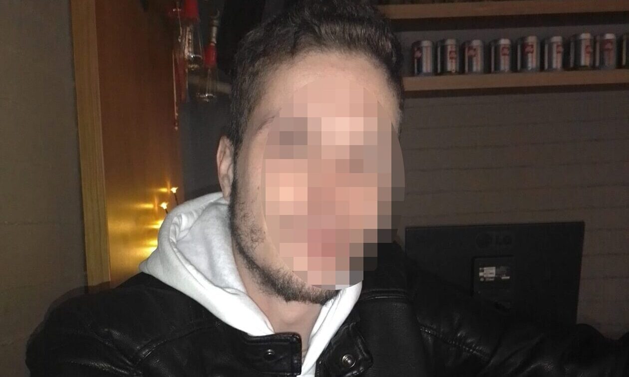 Θεσσαλονίκη: Βρέθηκαν σημείωμα απολογίας και καραμπίνα στο σπίτι του 34χρονου μητροκτόνου
