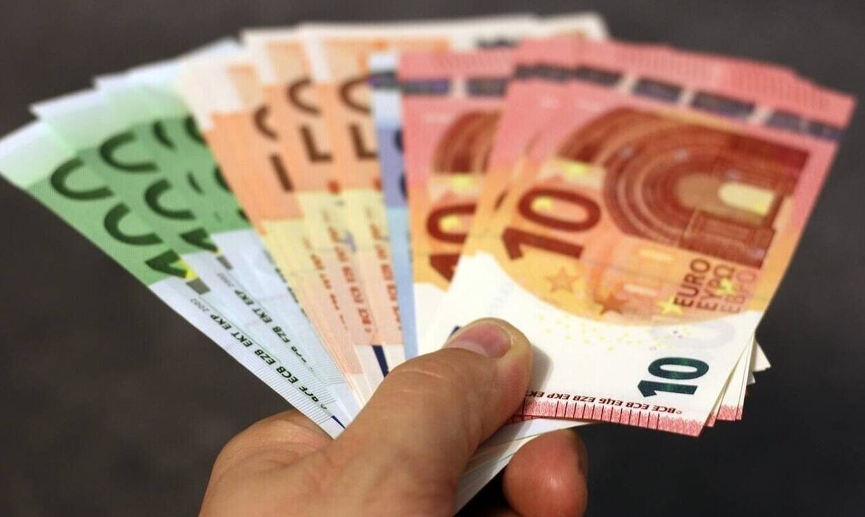 Μπόνους 300 ευρώ από την ΔΥΠΑ: Νέα πληρωμή σήμερα – Ποιοι είναι οι δικαιούχοι