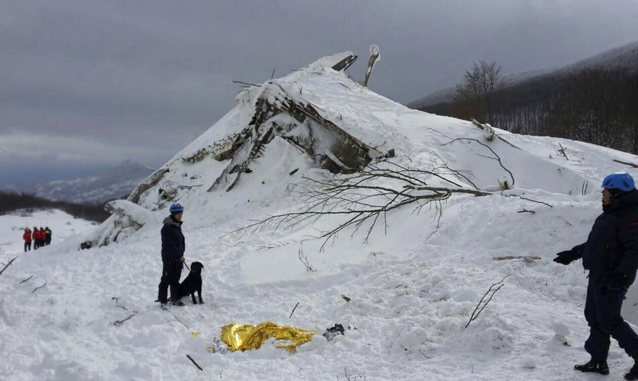 Ιταλία: Χιονοστιβάδα στις Άλπεις παρέσυρε ομάδα ορειβατών – Πολλοί αγνοούμενοι