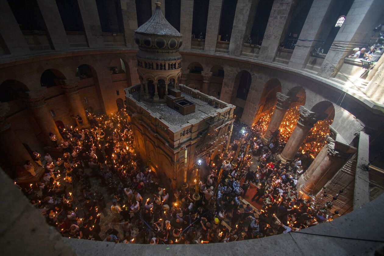 Άγιο Φως: Στην Αθήνα το απόγευμα το Μεγάλου Σαββάτου