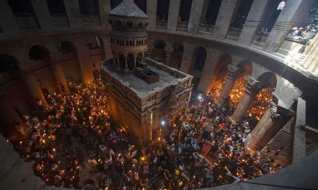 Άγιο Φως - Live εικόνα από τον Πανάγιο Τάφο: Πλήθος πιστών για την τελετή αφής στα Ιεροσόλυμα