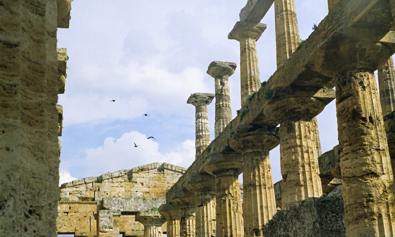 Ιταλία: Ανοιχτό παράθυρο 500 ετών τα νέα αρχαιοελληνικά ευρήματα της Ποσειδωνίας