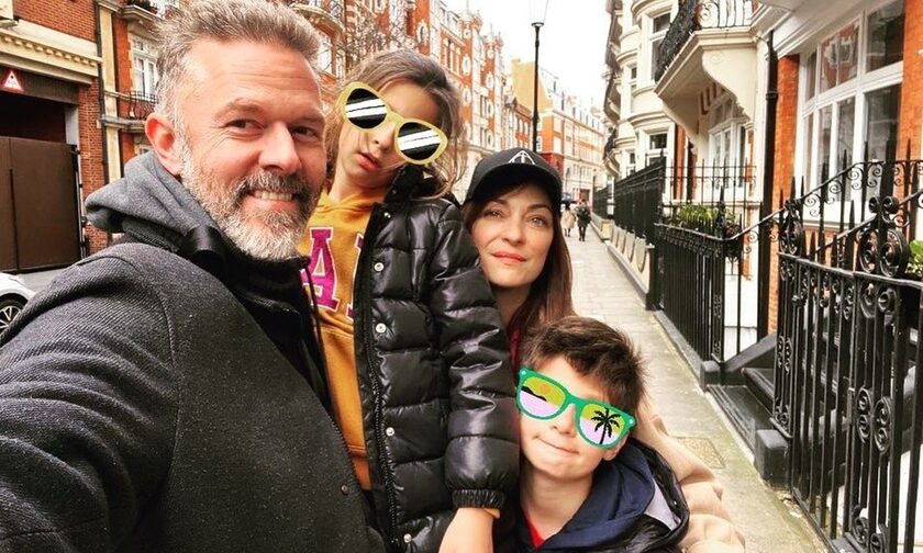 Κολιανδρή - Λούλης: Πάσχα στο Λονδίνο - Φώτο με τα παιδιά τους