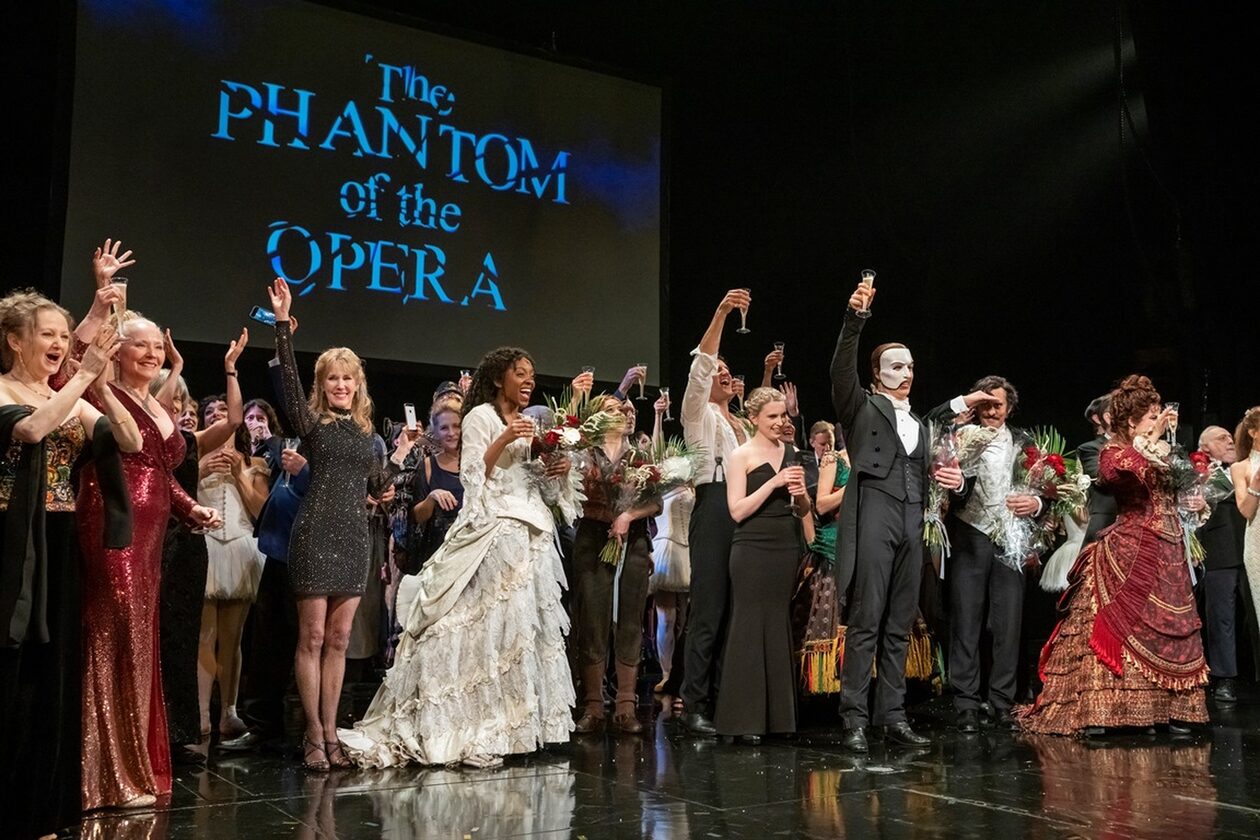 «Φάντασμα της Όπερας»: Έπεσε η αυλαία μετά από 35 χρόνια και 13.981 παραστάσεις