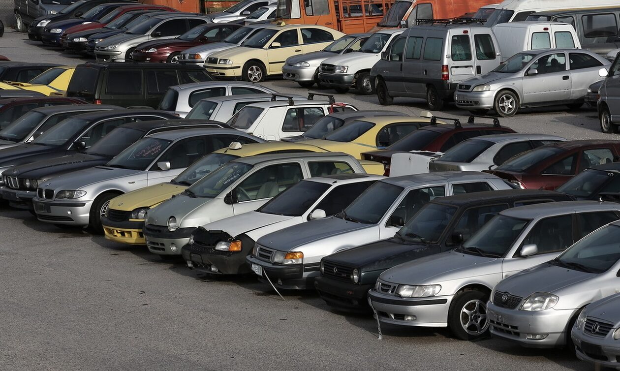 Αυτοκίνητα από 300 ευρώ: Σήμερα ανοίγει η αποθήκη - Δείτε την αναλυτική λίστα με όλα τα οχήματα