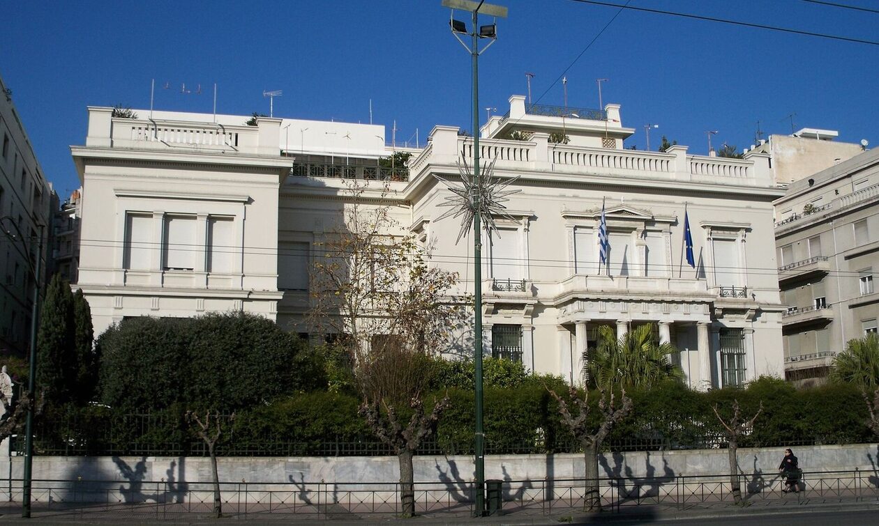Σαν Σήμερα: Εγκαινιάζεται στην Αθήνα το Μουσείο Μπενάκη