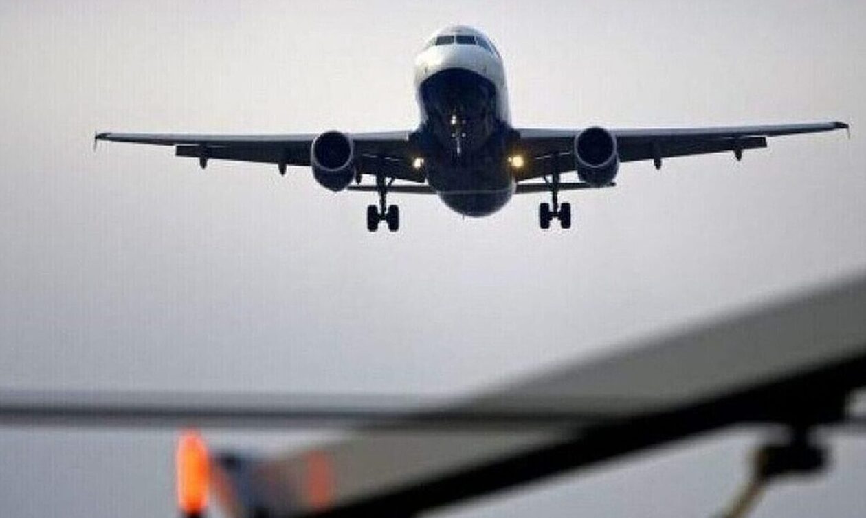 Χαμός σε πτήση: Άγριος καβγάς στον αέρα - Αεροπλάνο μετατράπηκε σε ρινγκ