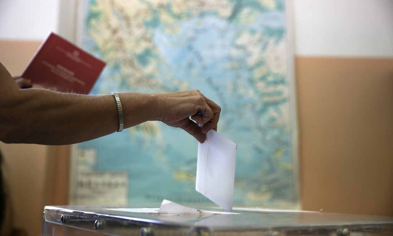 Εκλογές 2023: Τι ισχύει με την ειδική εκλογική άδεια – Πόσες μέρες θα πάρουν οι δικαιούχοι