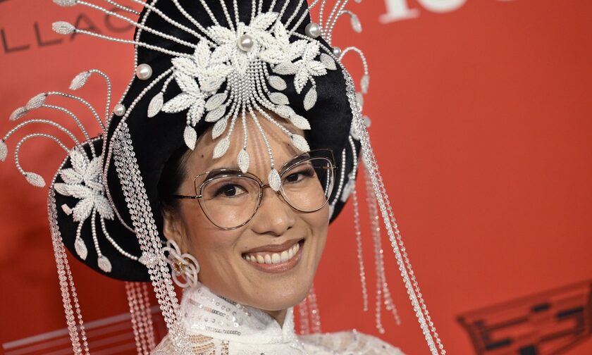 Άλι Γουόνγκ: Η ηθοποιός εντυπωσιάζει με την εμφάνισή της στο κόκκινο χαλί του TIME 100 Gala