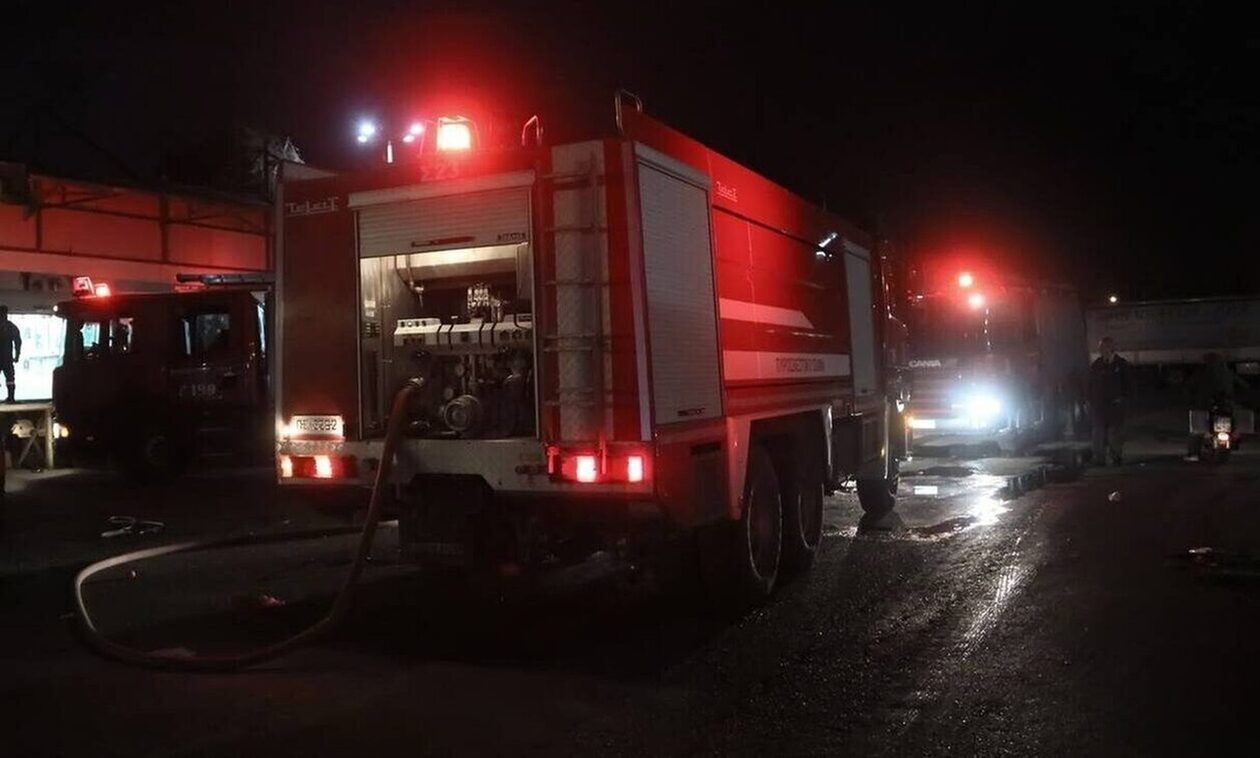 Μέθανα: Καίει ακόμα η φωτιά στο Μεγάλο Ποτάμι - Ενισχυμένες δυνάμεις της Πυροσβεστικής στο σημείο