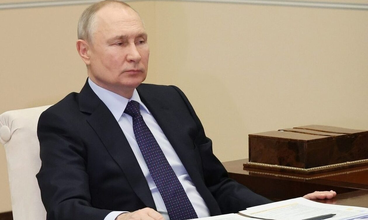 Ρωσία: Ο Πούτιν υπέγραψε διάταγμα για ισόβια σε όσους κρίνονται ένοχοι για προδοσία