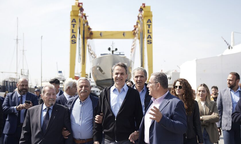 Εκλογές 2023-  Ο Κυριάκος Μητσοτάκης επισκέφτηκε τα ναυπηγεία Περάματος -Τι είπε στους εργαζόμενους