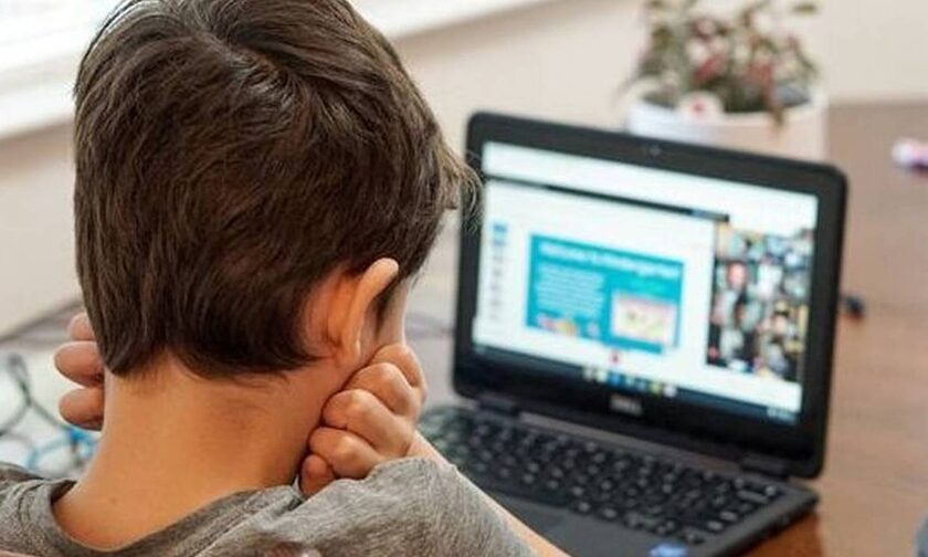 Παιδιά προκαλούν στο Διαδίκτυο: «Πήδα απ' το παράθυρο, εύκολο είναι»