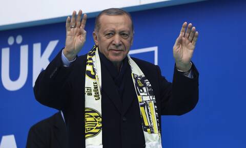O Ερντογάν διαφημίζει το τουρκολιβυκό μνημόνιο - Συνεκμετάλλευση του Αιγαίου ζητά ο Ακάρ