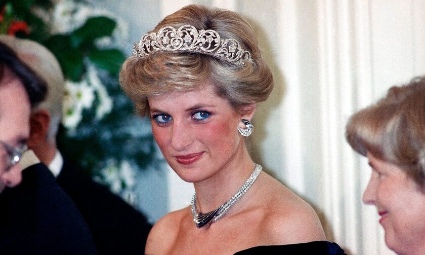 Βασιλιάς Κάρολος - Η τεχνητή νοημοσύνη «μίλησε»: Έτσι θα ήταν σήμερα η Νταϊάνα ως Βασίλισσα
