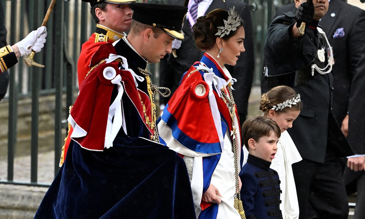 Βασιλιάς Κάρολος: Το βίντεο του πρίγκιπα Ουίλιαμ και της Κέιτ από τη στέψη - «What a day!»