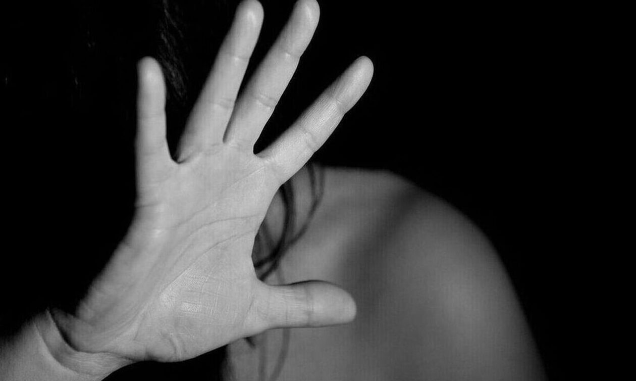 Λάρισα: 22χρονη κατήγγειλε ομαδικό βιασμό ενώ έφευγε από παζάρι στον Τύρναβο