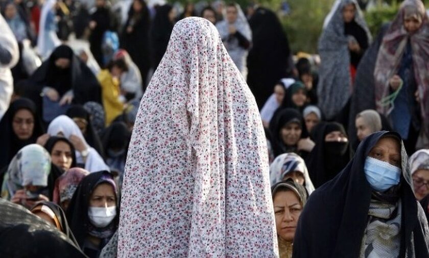 Ιράν: Δίωξη κατά δύο ηθοποιών που δεν φορούσαν μαντήλα