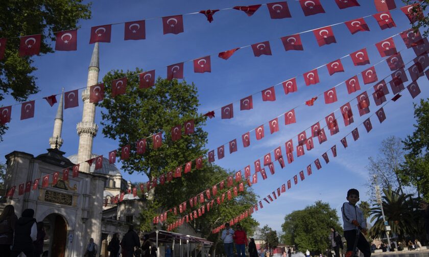 Kρίσιμες εκλογές για το μέλλον της Τουρκίας